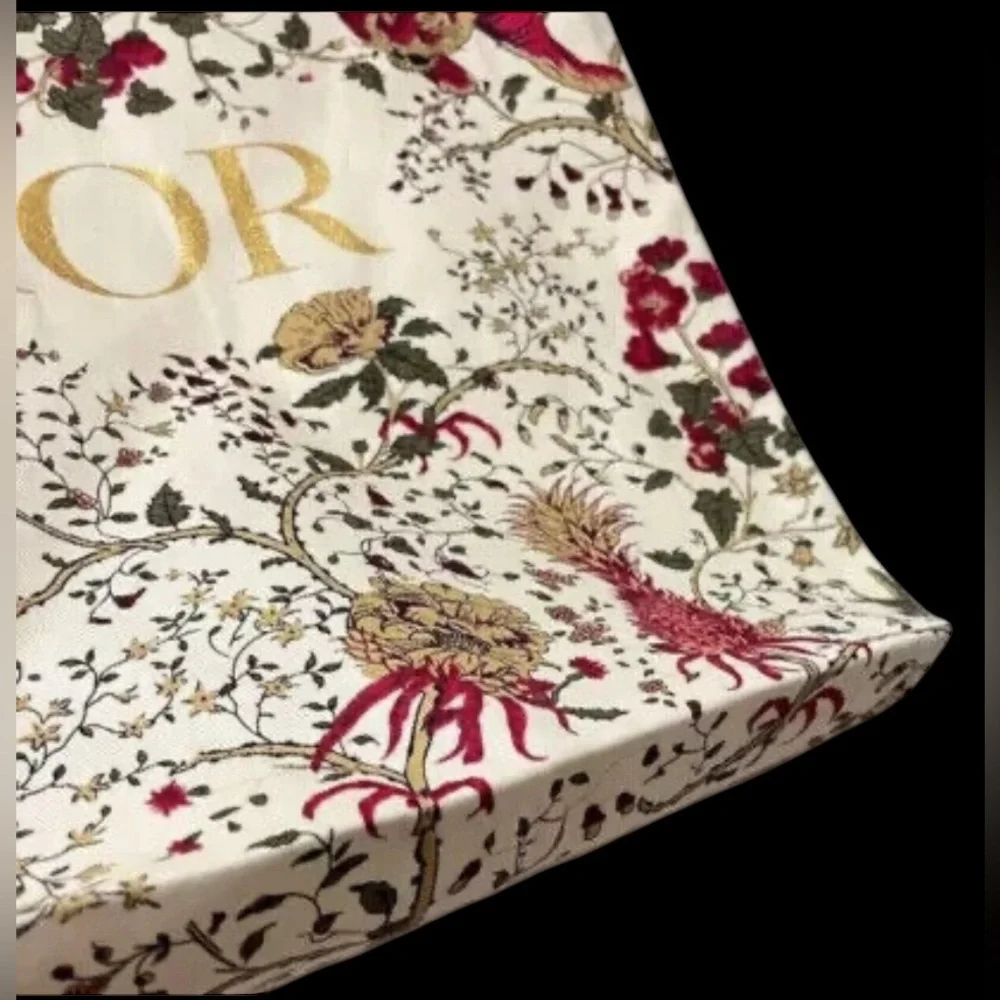 NEW in Bag Dior Rate Print VIP  Tote Bag - Gorgeous pattern! - Picture 4 of 8